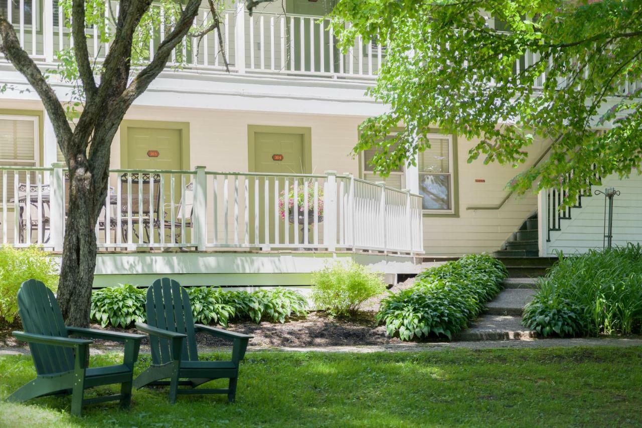 Seven Hills Inn レノックス エクステリア 写真