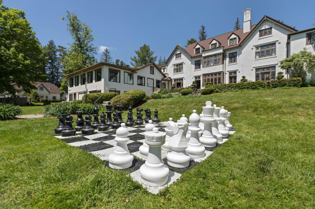Seven Hills Inn レノックス エクステリア 写真